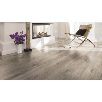 Mammut Plus 4V Range Highland Oak Silver Long Plank Laminate Flooring AC5 - 10mm x 1845mm x 244mm - Pack covers 1.8m2 