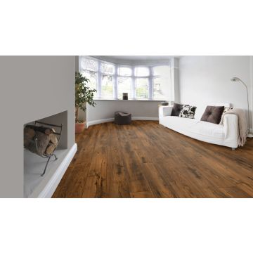 Metro Plus 4V Range Chestnut Laminate Flooring AC5 - 10mm x 193mm x 1380mm - Pack covers 1.60m2