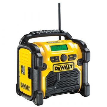 DeWalt Xr DCr020 Compact Digital Radio 110v  (with 10.8v, 14.4v and 18v Batteries)