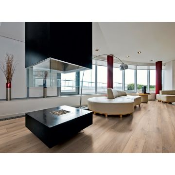 Dynamic Plus 4V Range Wells Oak Laminate Flooring AC4 - 8mm x 193mm x 1380mm - Pack covers 2.131m2