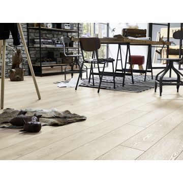 Mammut 4V Range Mountain Oak Beige Long Plank Laminate Flooring AC5 - 12mm x 188mm x 1845mm - Pack covers 1.387m2 