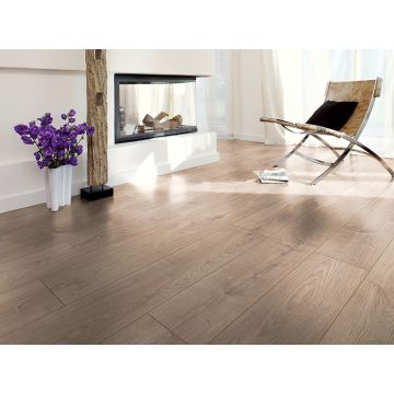 Whiteriver Robusto 4V Range Atlas Oak Beige Laminate Flooring AC5 - 12mm x 1375mm x 188mm - Pack covers 1.293m2