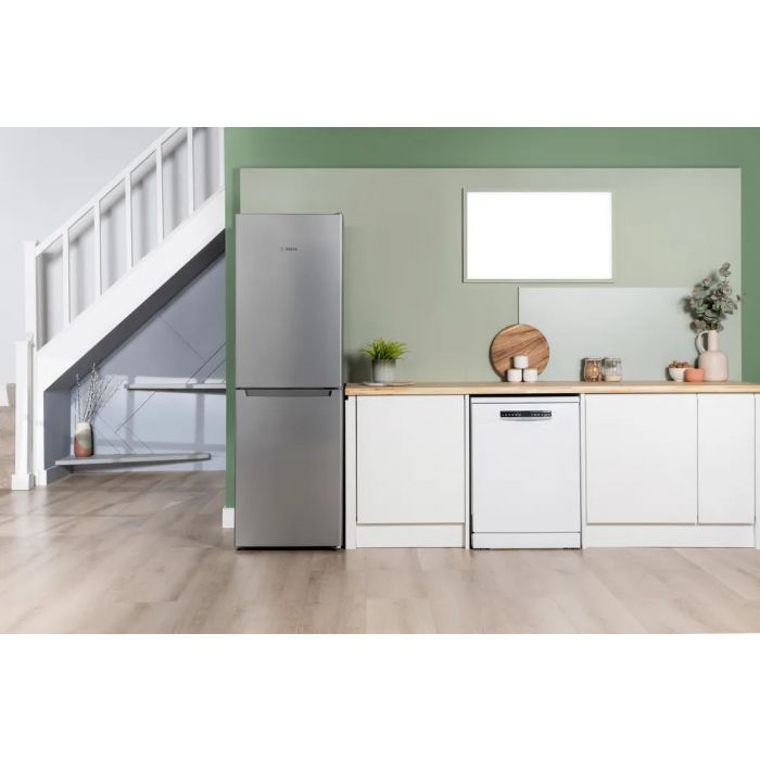 Bosch Series 2 50/50 Fridge Freezer - Stainless Steel Look | KGN34NLEAG