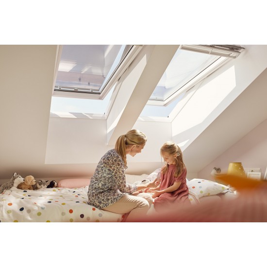 Velux Centre-Pivot White Painted Roof Window 780x1400 GGL MK08 2070